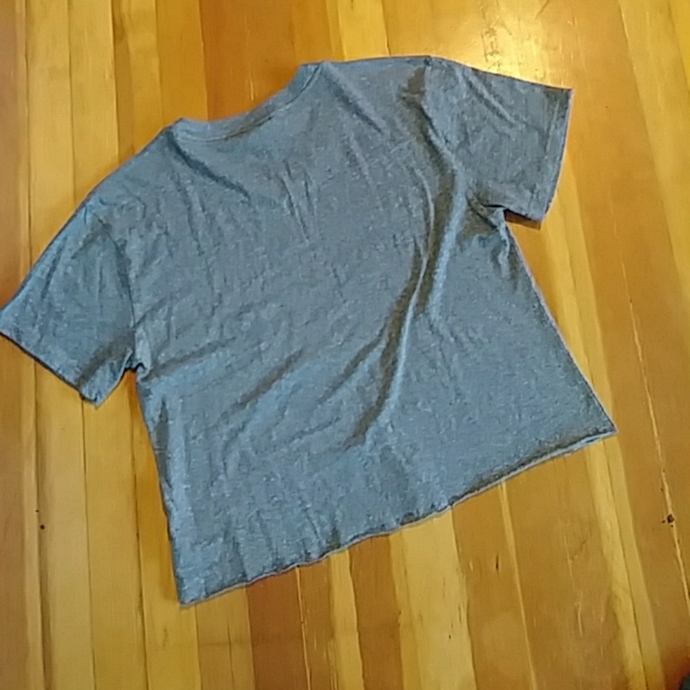 NWT-PINK Crop Tee - Picture 3 of 3